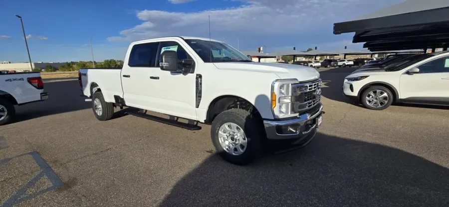 2024 Ford F-250SD | Photo 3 of 29