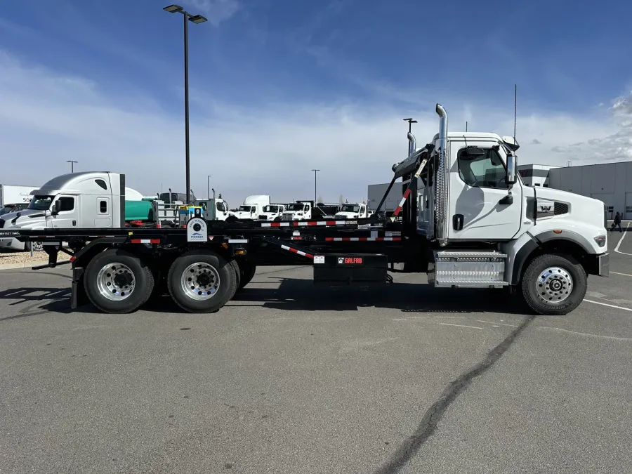 2025 Western Star 49X | Photo 4 of 15