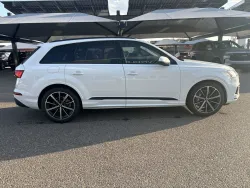 2020 Audi Q7 Prestige | Thumbnail Photo 5 of 26