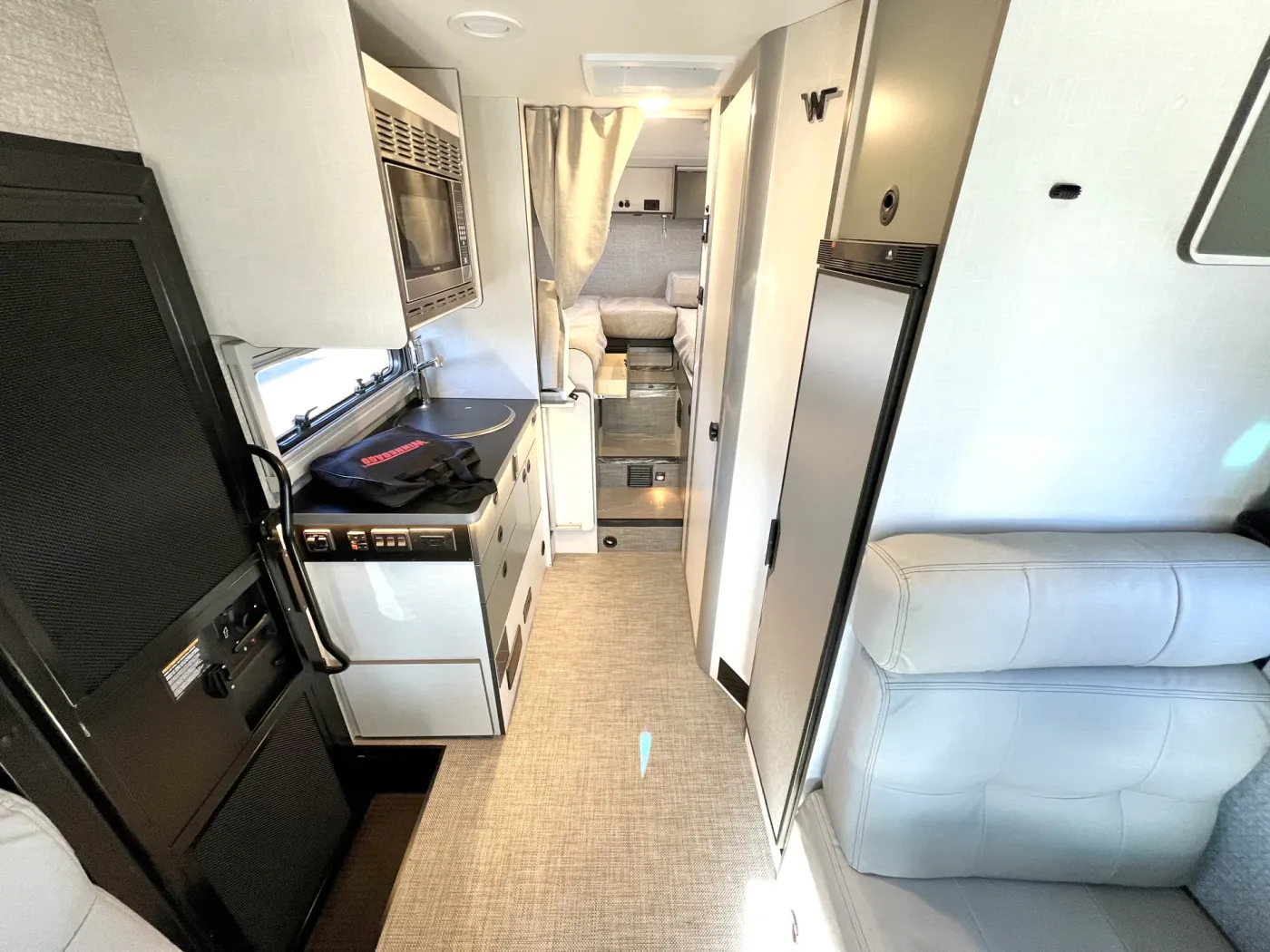 2025 Winnebago EKKO 23B | Photo 4 of 21