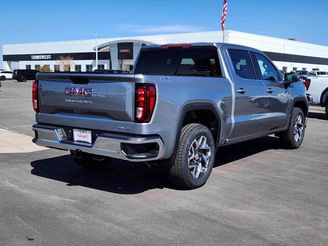 2024 GMC Sierra 1500 SLE | Photo 2 of 28