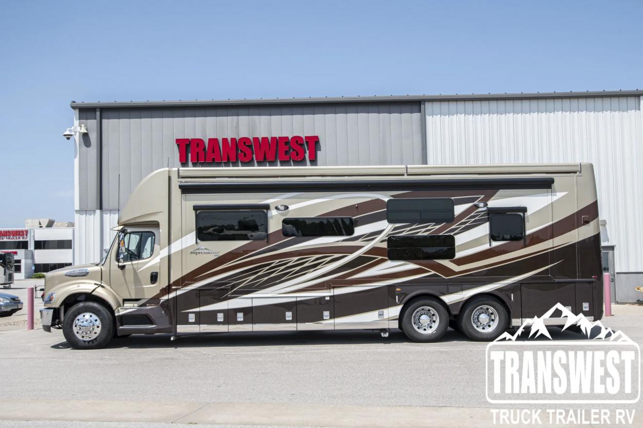 2023 Newmar Supreme Aire 4065 | Photo 1 of 9