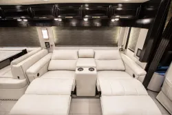 2022 Newmar London Aire 4551 | Thumbnail Photo 13 of 21