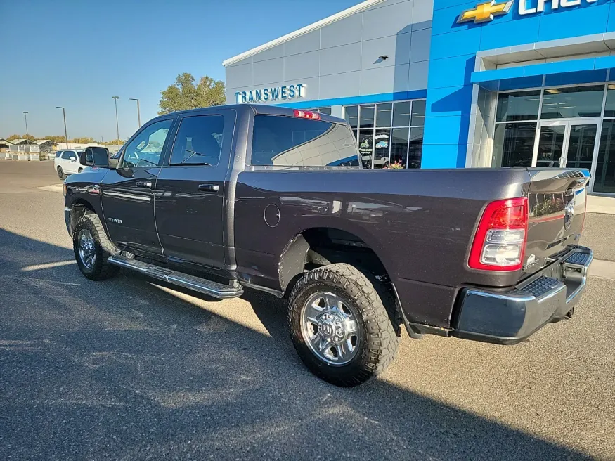 2022 RAM 2500 Big Horn | Photo 2 of 20