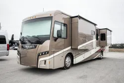 2019 Winnebago Forza 38W | Thumbnail Photo 7 of 28