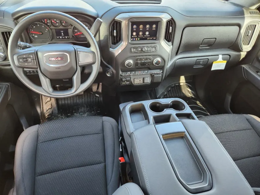 2025 GMC Sierra 3500HD CC Pro | Photo 12 of 30