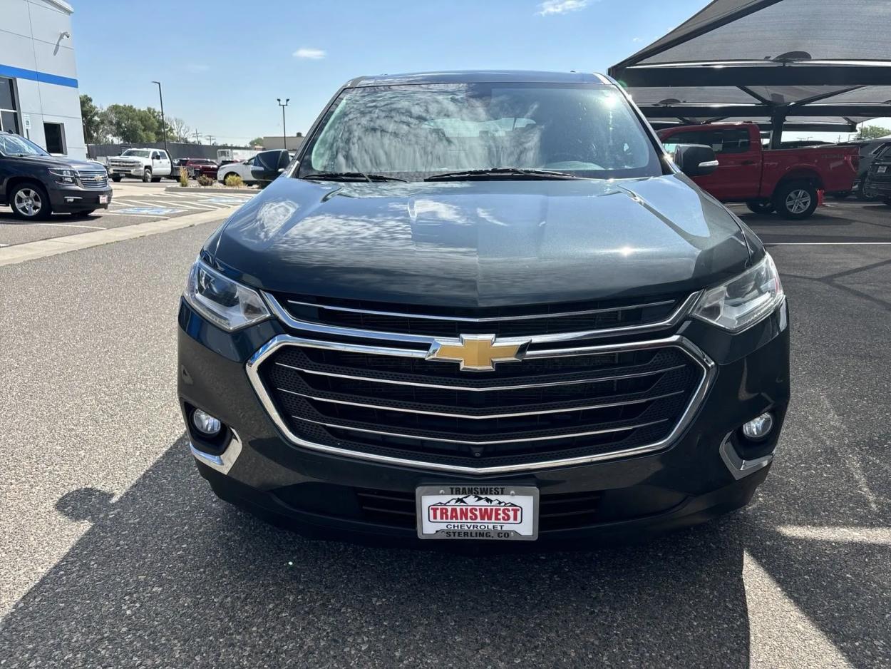 2021 Chevrolet Traverse LT Leather | Photo 7 of 28