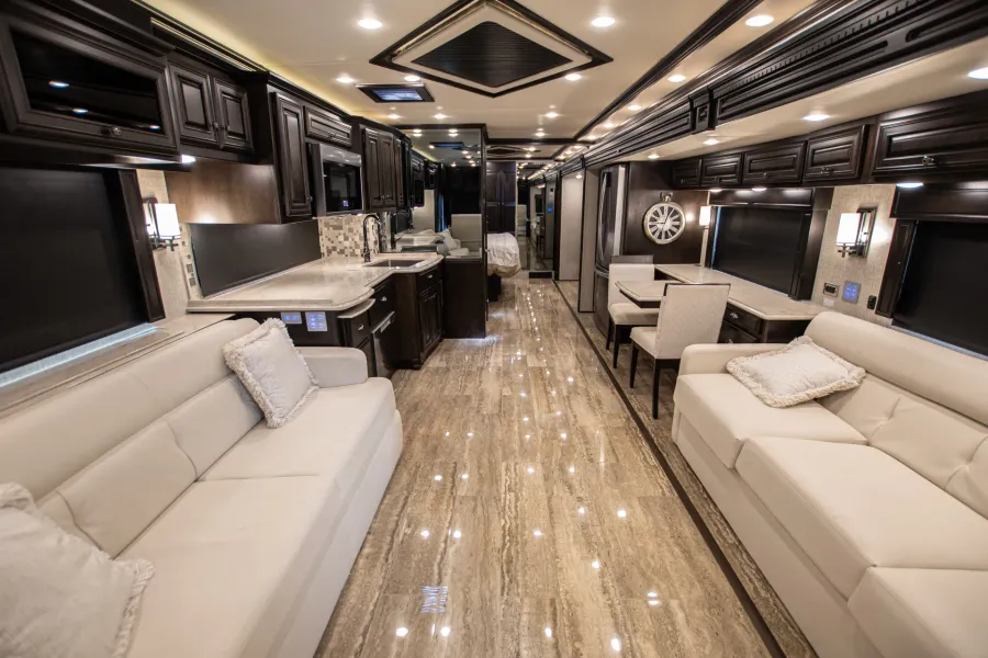 2020 Newmar Dutch Star 4369 | Photo 1 of 13