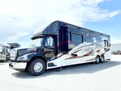 2023 Newmar Supreme Aire 4509 | Thumbnail Photo 28 of 37