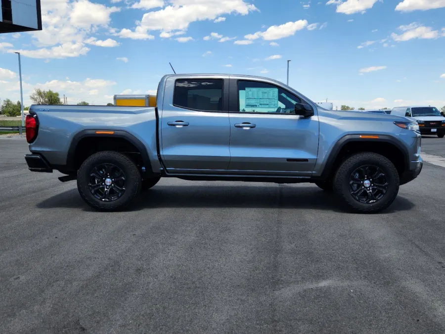 2024 GMC Canyon 4WD Elevation | Photo 1 of 28