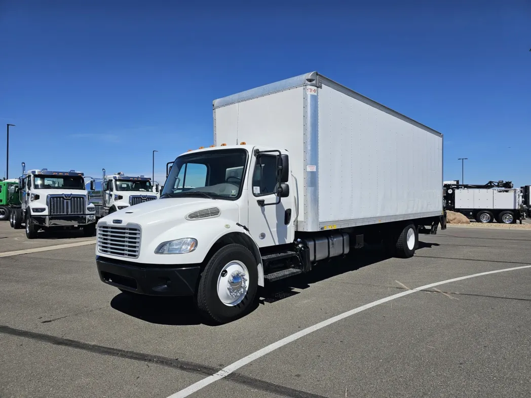 2018 Freightliner M2 106 