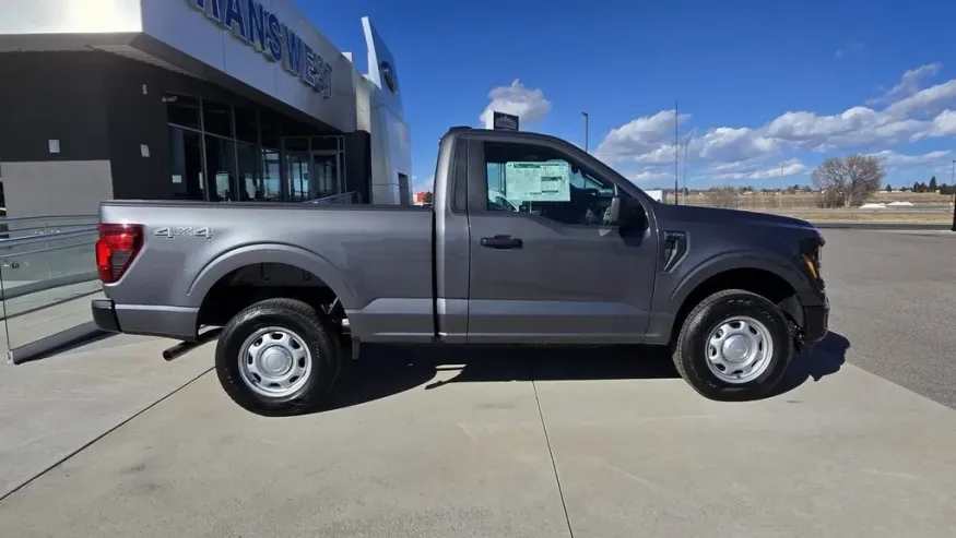 2025 Ford F-150 | Photo 4 of 24