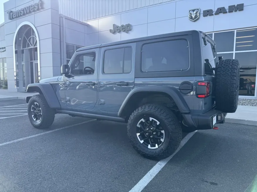 2024 Jeep Wrangler Rubicon | Photo 2 of 15