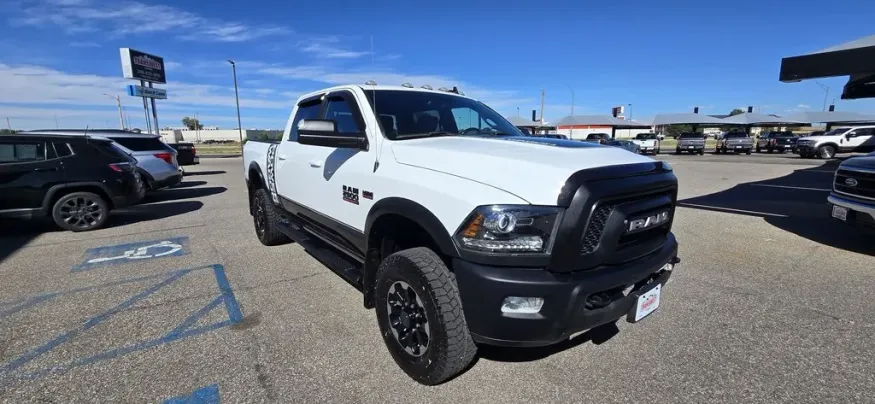 2018 RAM 2500 | Photo 3 of 33