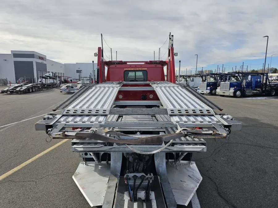 2020 Western Star 4900FA | Photo 6 of 30