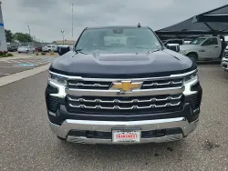 2023 Chevrolet Silverado 1500 LTZ | Thumbnail Photo 8 of 17