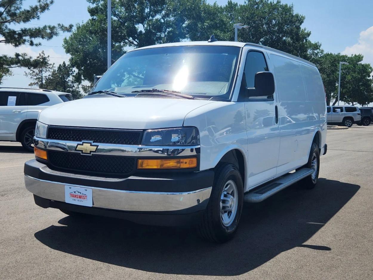 2022 Chevrolet Express Cargo Van CARGO | Photo 3 of 28