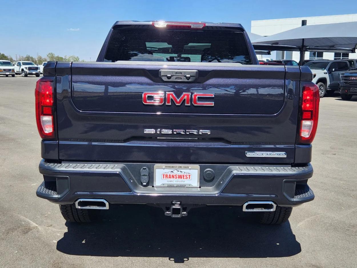 2024 GMC Sierra 1500 Elevation | Photo 11 of 26