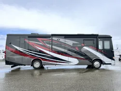 2019 Newmar Ventana 3709 | Thumbnail Photo 3 of 31