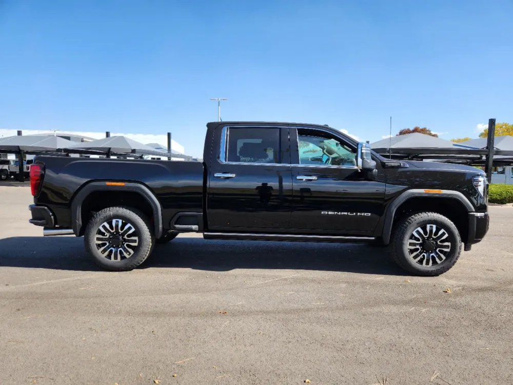 2025 GMC Sierra 2500HD Denali Ultimate