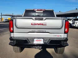 2025 GMC Sierra 1500 AT4X | Thumbnail Photo 13 of 31