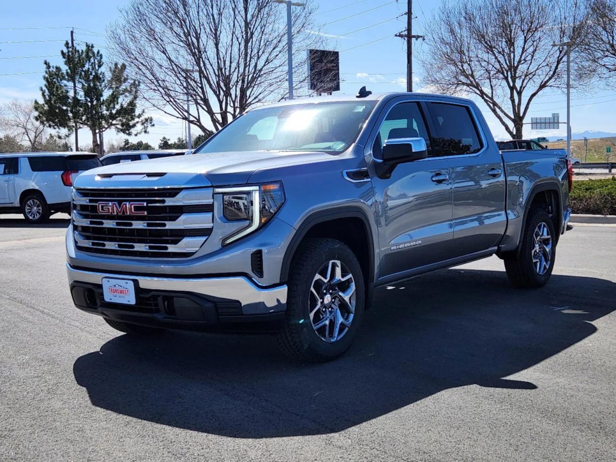 2024 GMC Sierra 1500 SLE | Photo 3 of 28