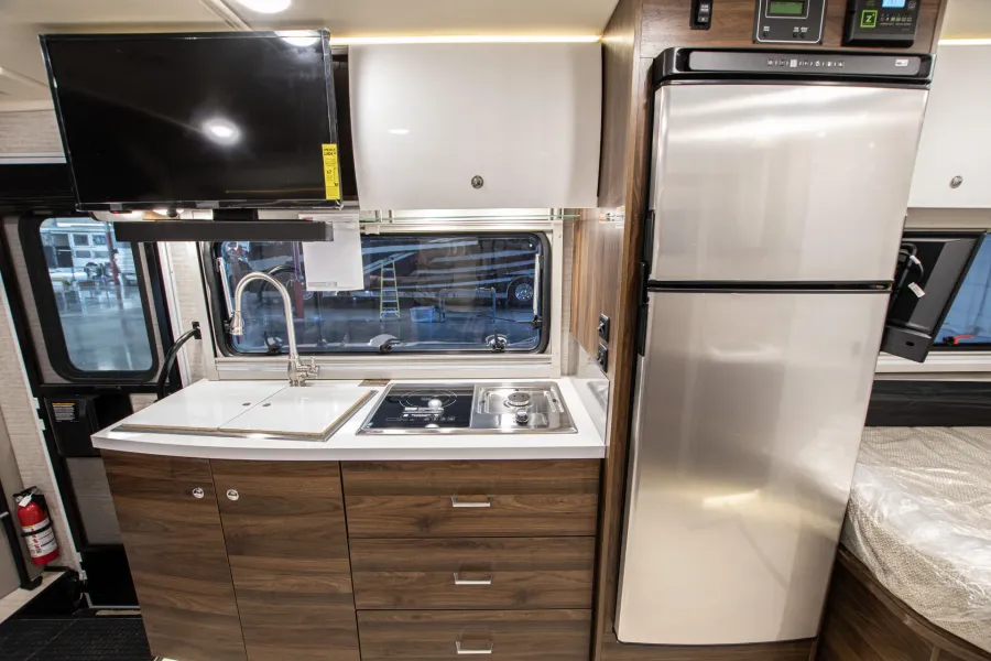 2024 Winnebago Navion 24 J | Photo 8 of 10