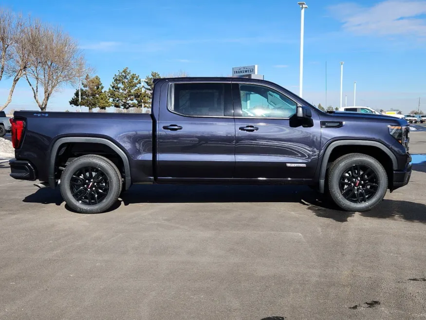 2024 GMC Sierra 1500 Elevation | Photo 1 of 28