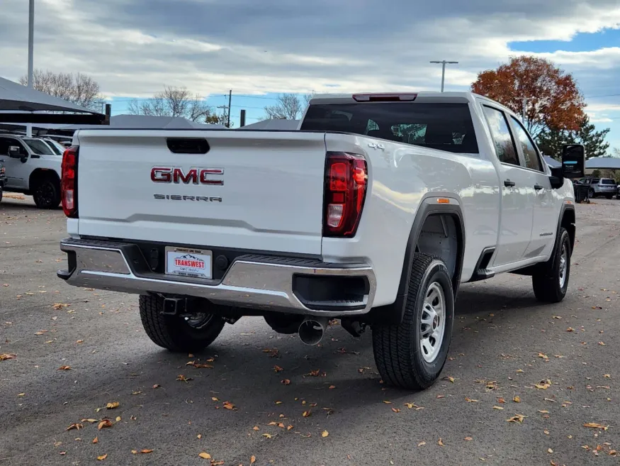 2025 GMC Sierra 3500HD Pro | Photo 2 of 28