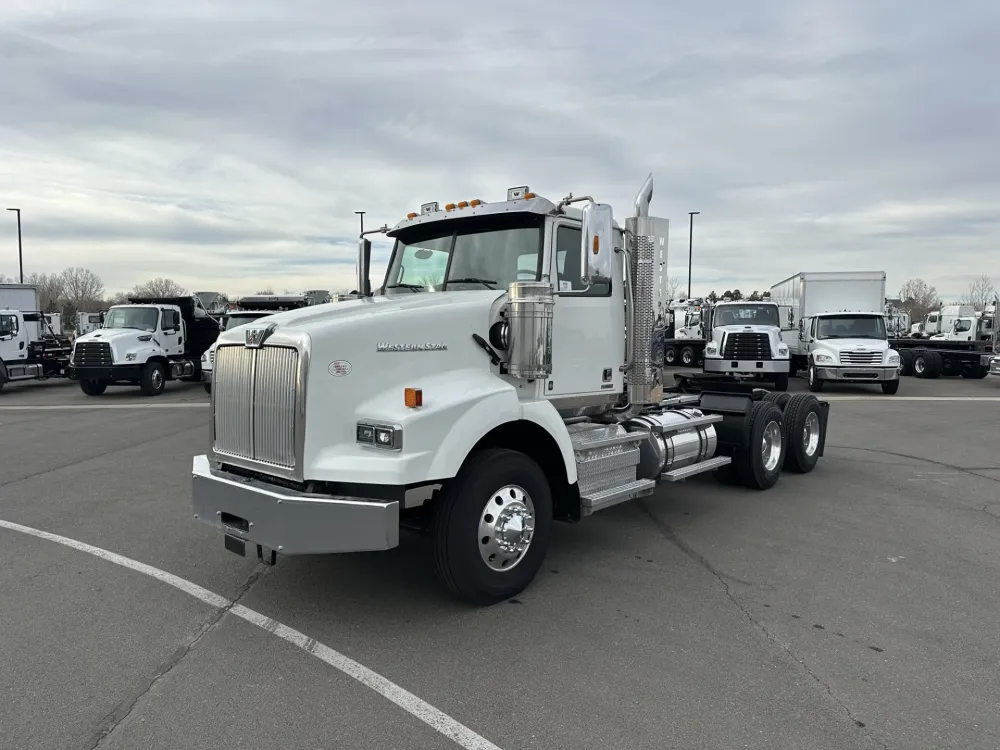 2020 Western Star 4900SA