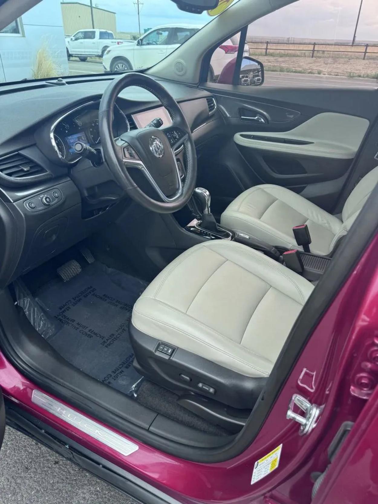 2019 Buick Encore Essence | Photo 11 of 16