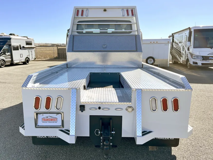 2024 Freightliner M2 106 Plus Summit Hauler | Photo 16 of 26