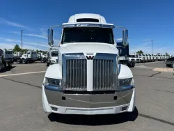 2022 Western Star 5700XE | Thumbnail Photo 2 of 22