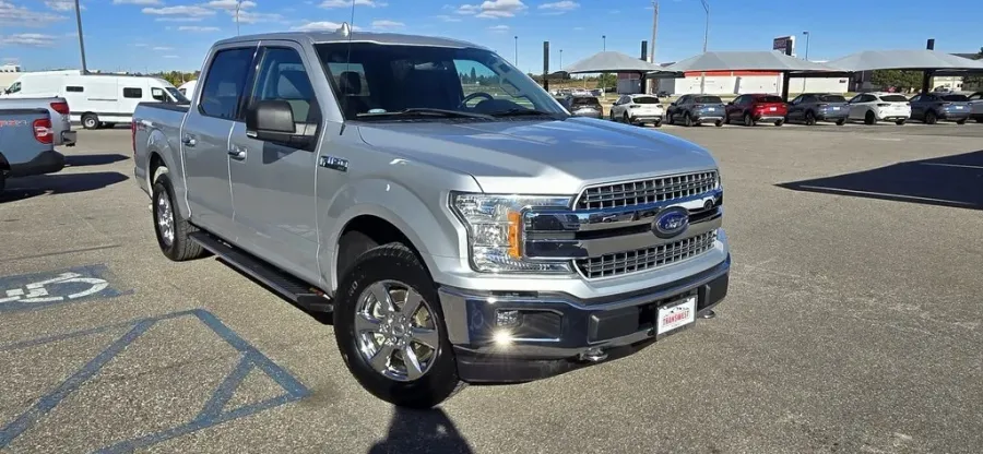 2018 Ford F-150 | Photo 3 of 30