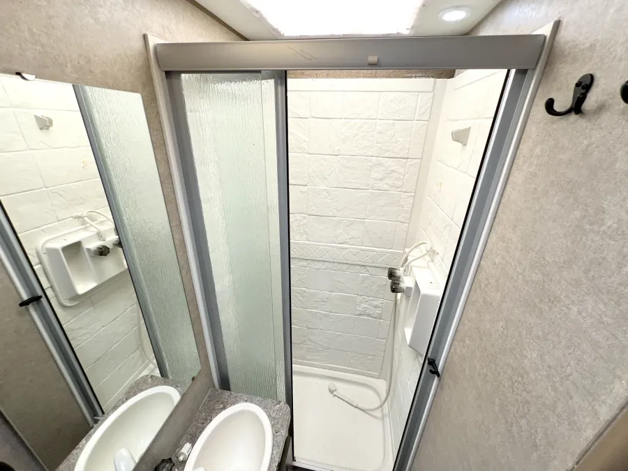 2016 Coachmen Prism 2200 | Photo 13 of 23