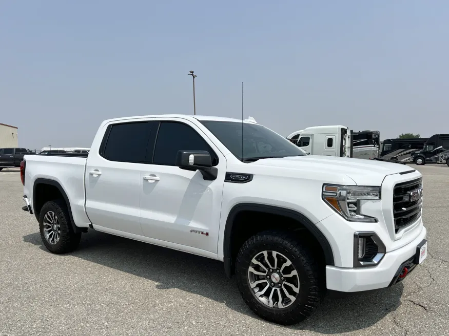 2021 GMC Sierra 1500 AT4 | Photo 23 of 24