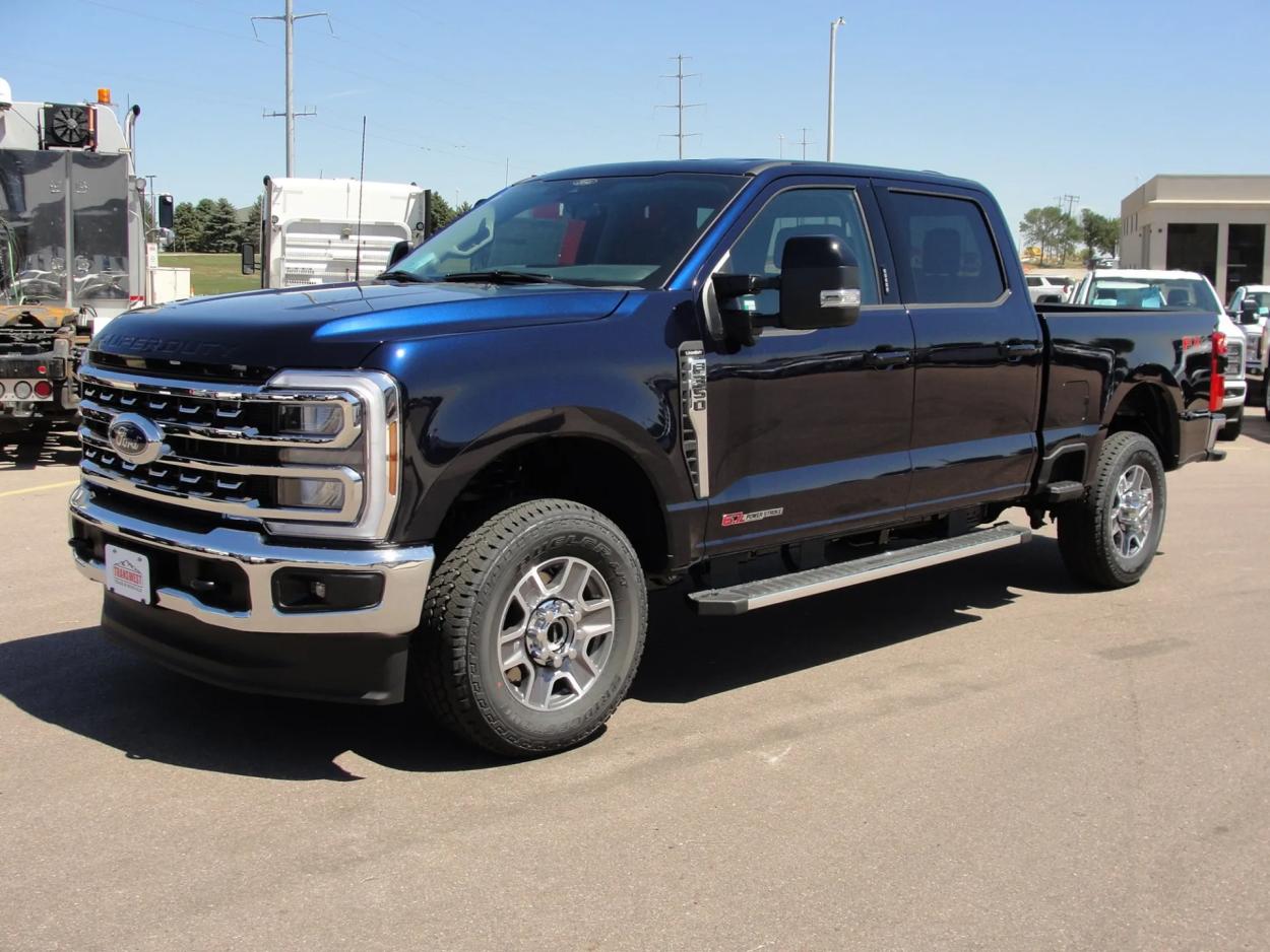 2024 Ford F-350 | Photo 1 of 21