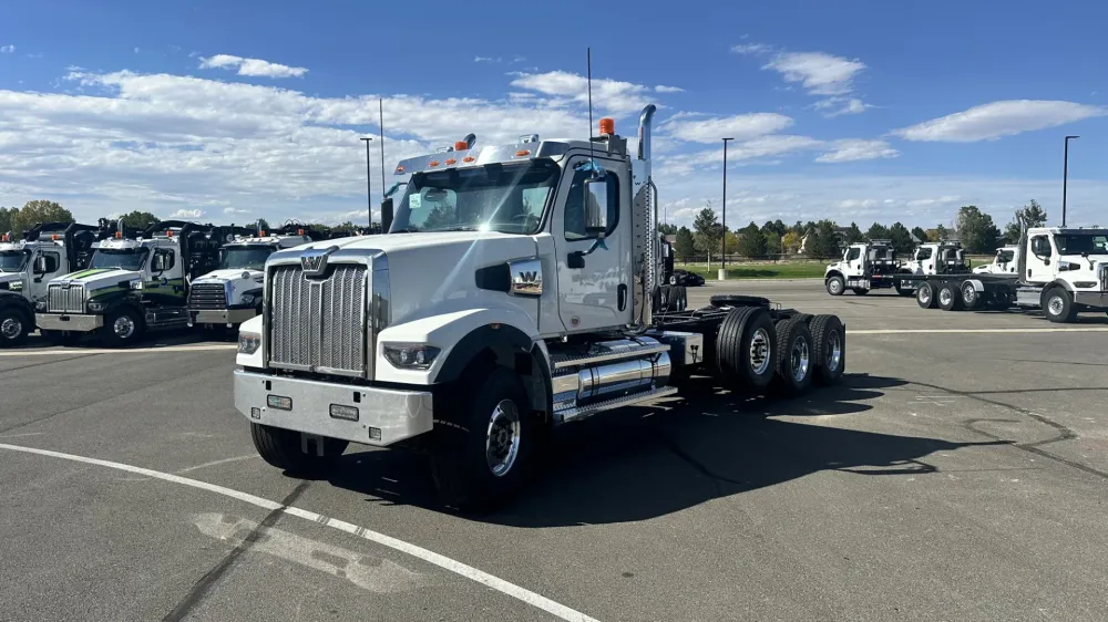 2025 Western Star 49X