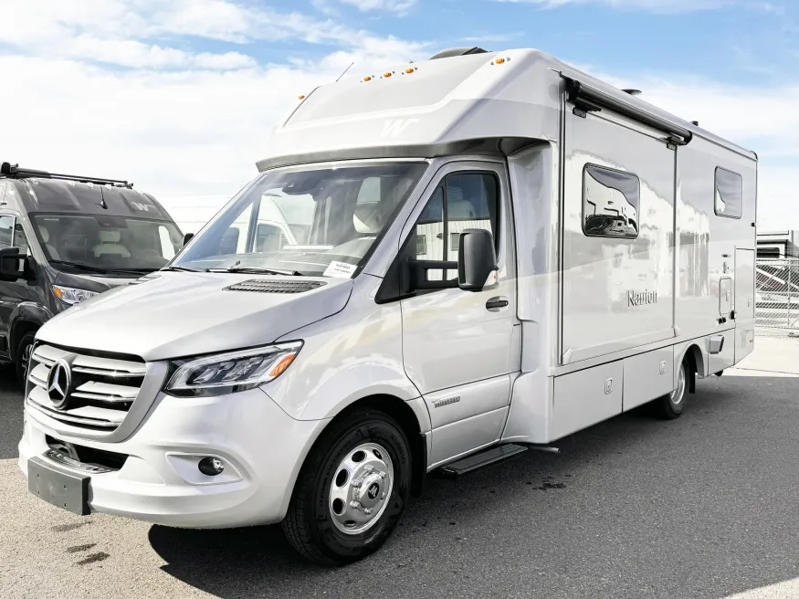 2025 Winnebago Navion 24R | Photo 14 of 20