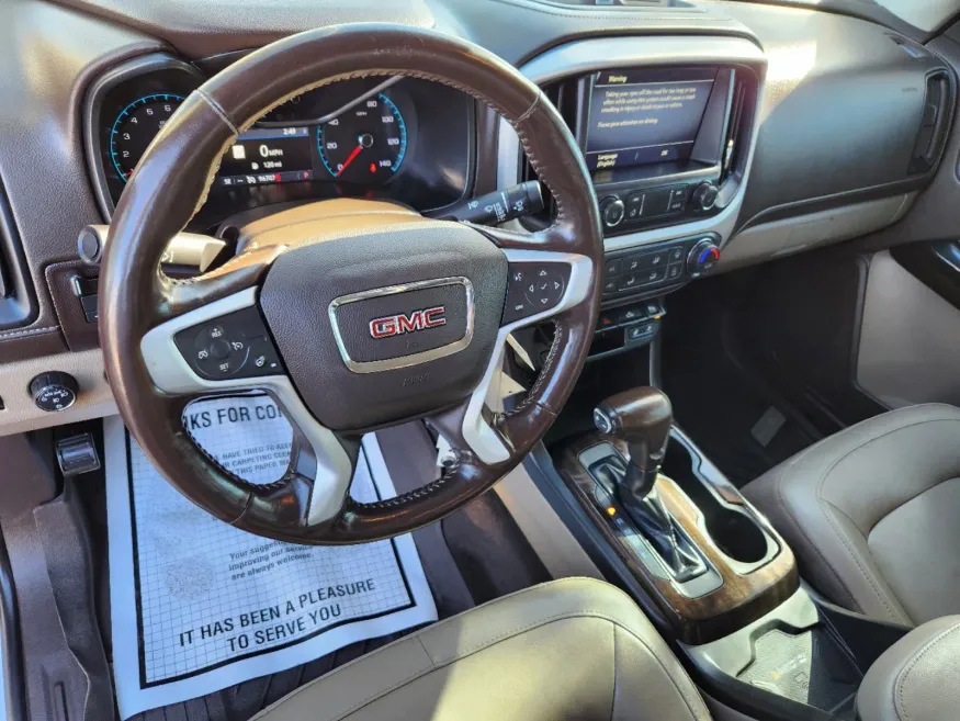 2019 GMC Canyon 4WD SLT | Photo 6 of 30