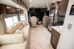 2024 Newmar Bay Star Sport 2720 | Thumbnail Photo 7 of 14