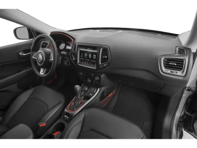 2020 Jeep Compass | Photo 12 of 14