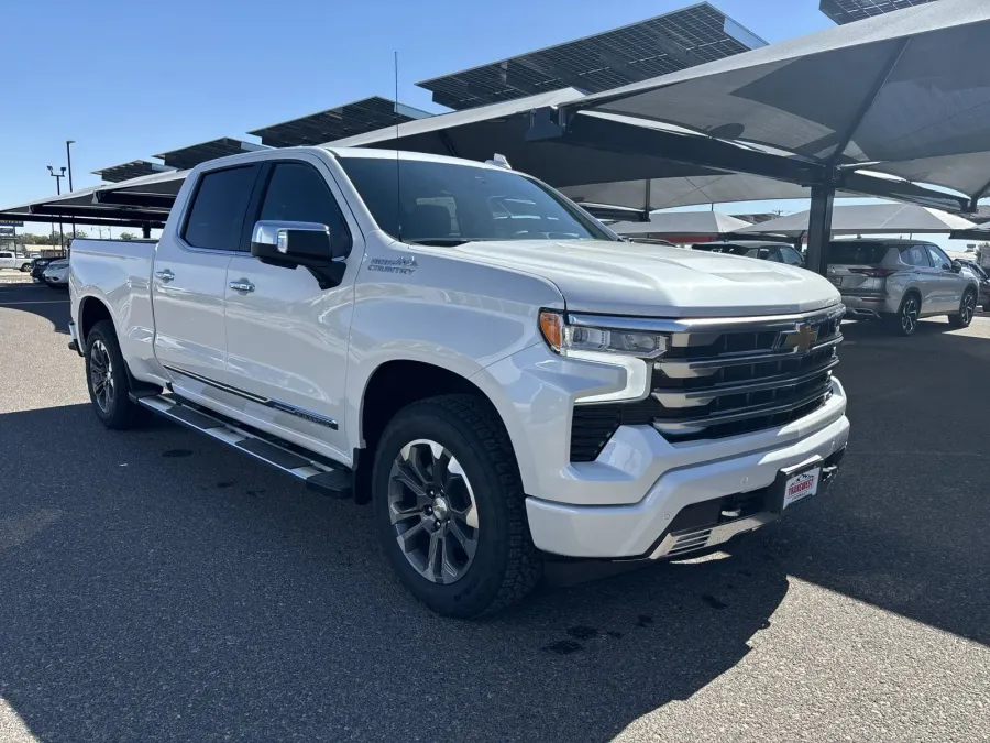 2025 Chevrolet Silverado 1500 High Country | Photo 6 of 21