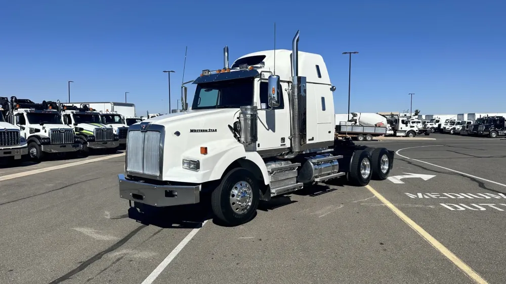 2020 Western Star 4900SA