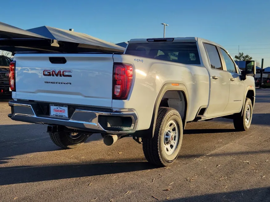 2025 GMC Sierra 3500HD Pro | Photo 2 of 30