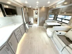 2025 Renegade Verona LE 38LDG | Thumbnail Photo 4 of 30