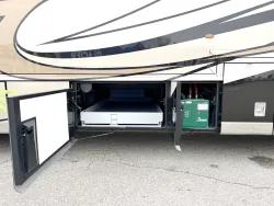 2020 Newmar Dutch Star 4369 | Thumbnail Photo 30 of 31