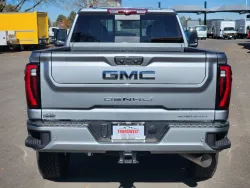 2025 GMC Sierra 3500HD Denali Ultimate | Thumbnail Photo 4 of 26