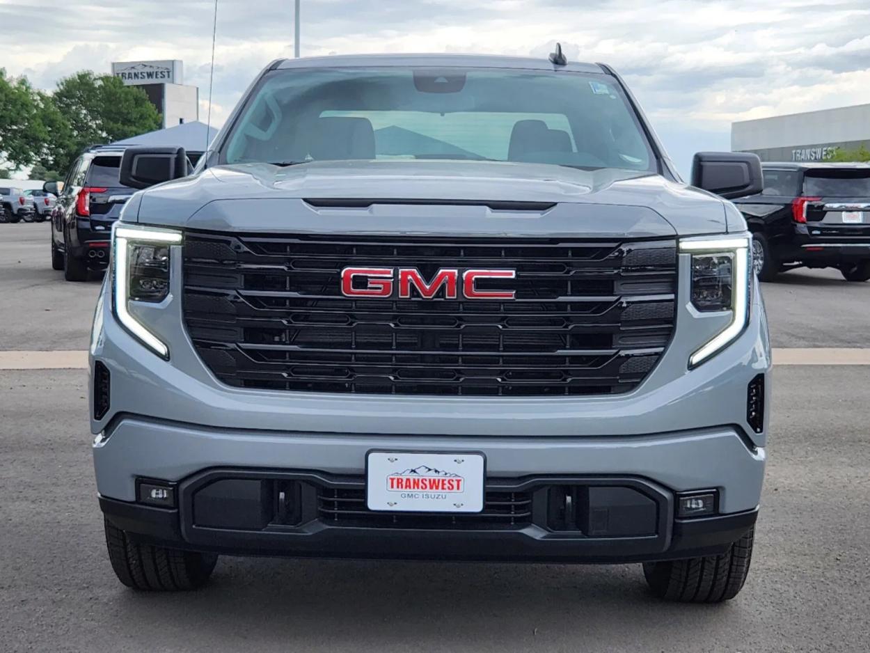 2024 GMC Sierra 1500 Elevation | Photo 4 of 27