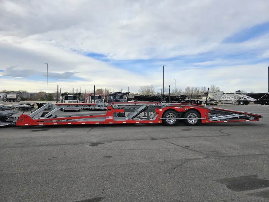 2022 Western Star 4900FA | Photo 9 of 34